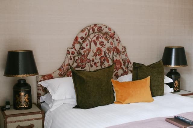 SUITE WITH DOUBLE BED