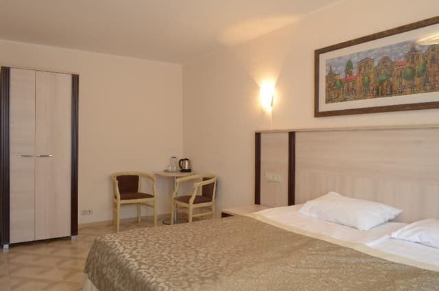 DOUBLE COMFORT