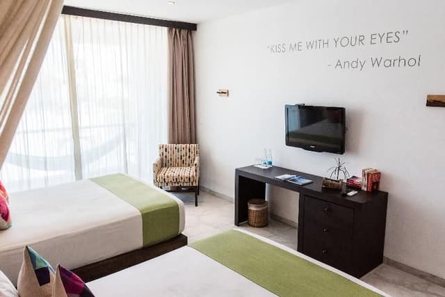 DOUBLE PREMIUM QUEEN BED