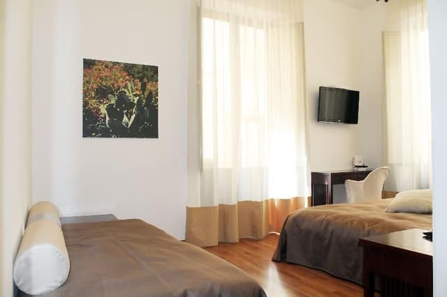 SUITE WITH BALCONY