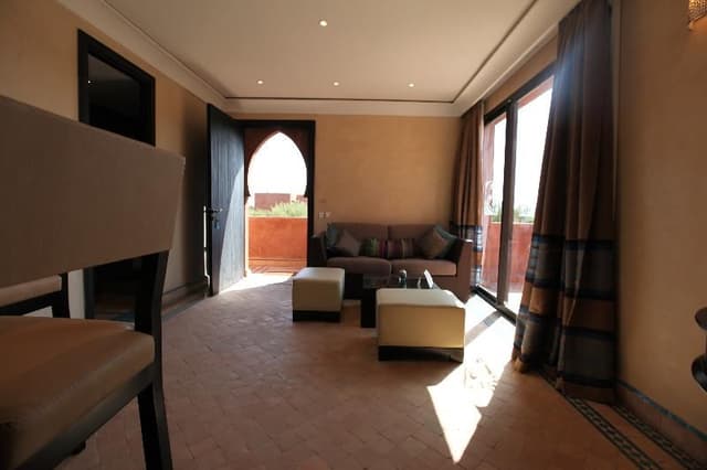 APARTMENT CAPACITY 4