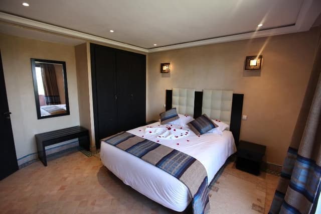 APARTMENT CAPACITY 4