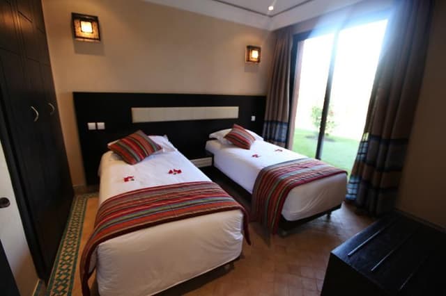 SUITE CAPACITY 3 TWO BEDROOMS