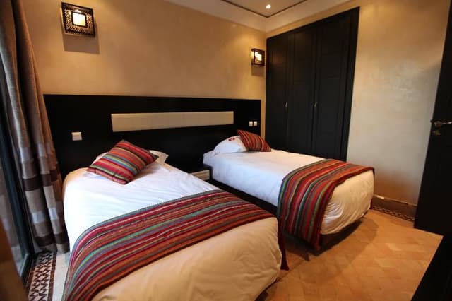 SUITE CAPACITY 5 TWO BEDROOMS