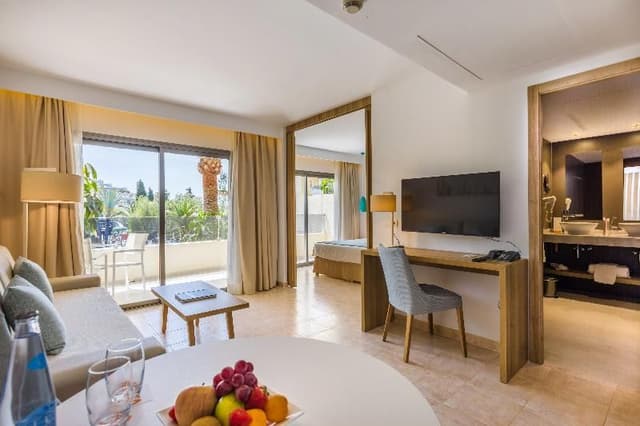 APARTMENT PREMIUM