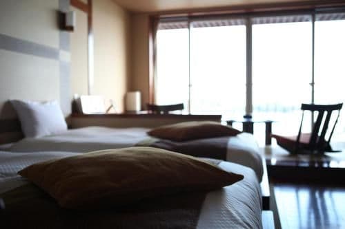 Twin Room with Tatami Area and Sea View