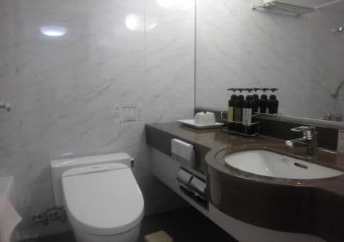 Twin Room - Non-Smoking