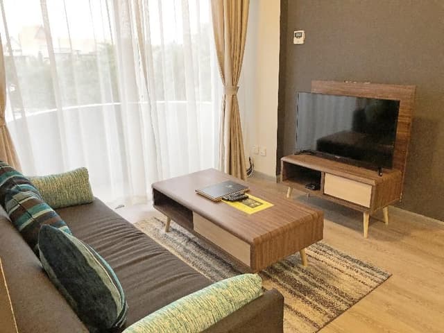 APARTMENT THREE BEDROOMS