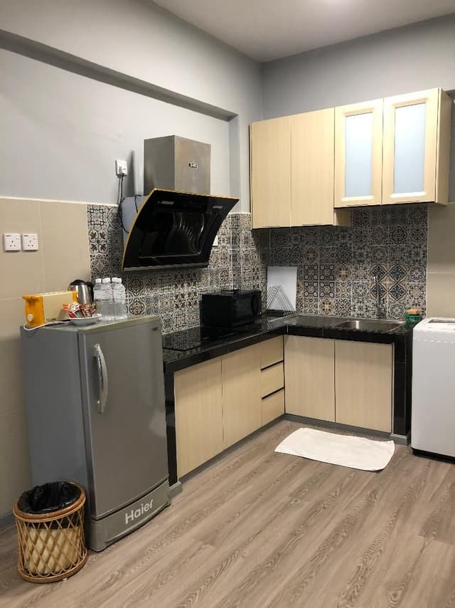 APARTMENT THREE BEDROOMS