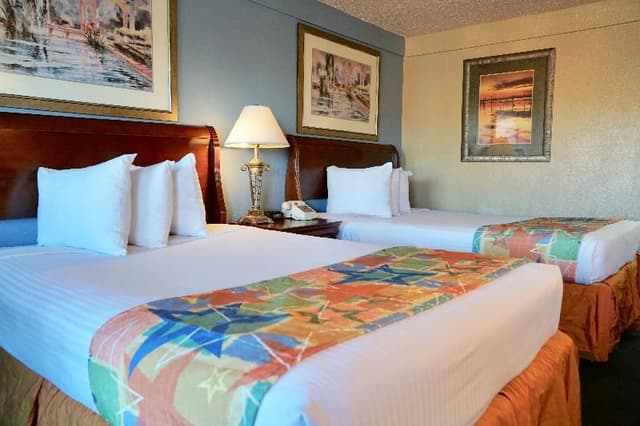 DOUBLE TWO DOUBLE BEDS