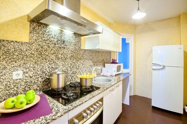 APARTMENT WITH TERRACE