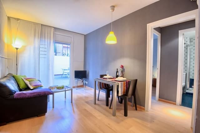 APARTMENT TWO BEDROOMS WITH TERRACE