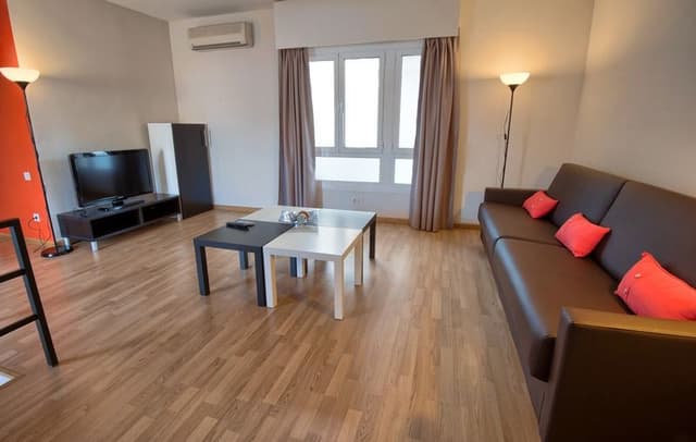 APARTMENT DUPLEX