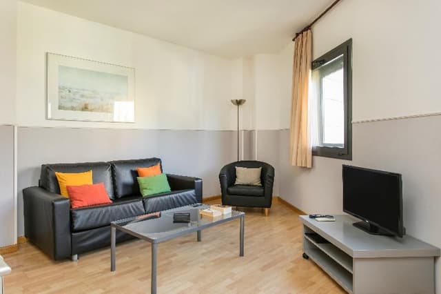 APARTMENT CAPACITY 4