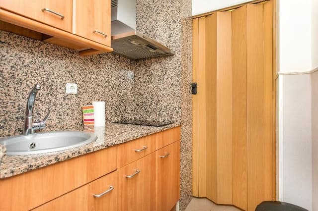 APARTMENT CAPACITY 3