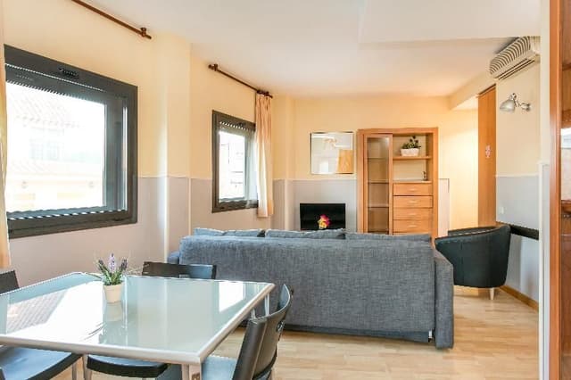 APARTMENT CAPACITY 3 TWO BEDROOMS