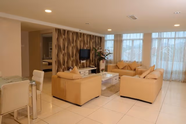 APARTMENT FOUR BEDROOMS