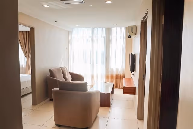 APARTMENT THREE BEDROOMS