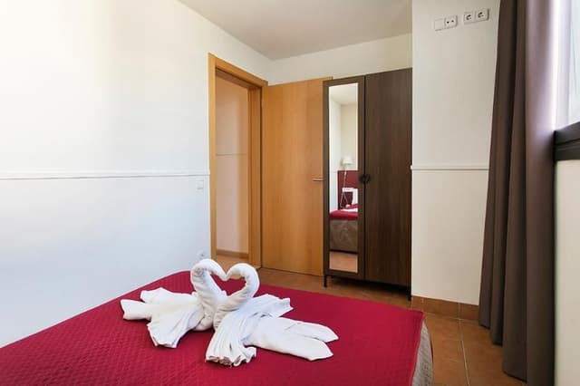 APARTMENT CAPACITY 4 ONE BEDROOM