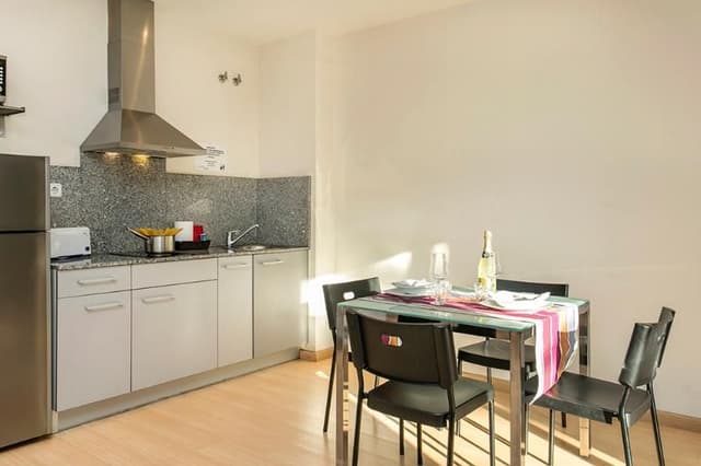 APARTMENT CAPACITY 4 ONE BEDROOM