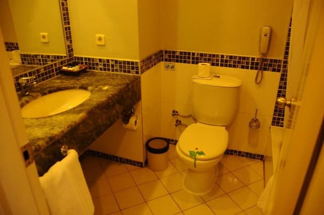 SUITE SIDE SEA VIEW