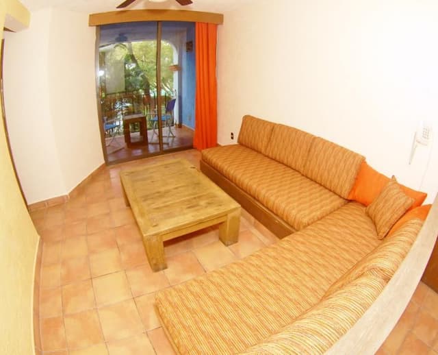 JUNIOR SUITE TWO DOUBLE BEDS