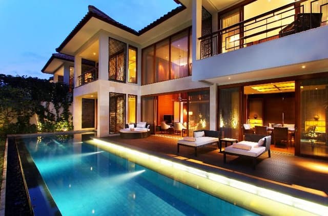 VILLA THREE BEDROOMS