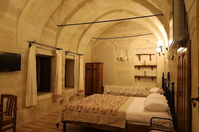 SUITE CAPACITY 4