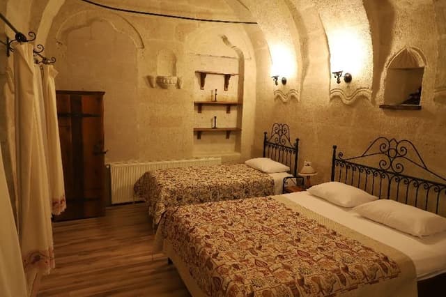 SUITE CAPACITY 4