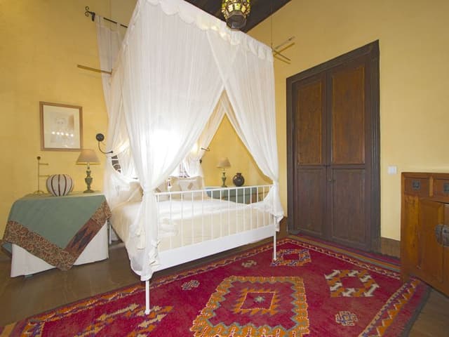 VILLA FOUR BEDROOMS