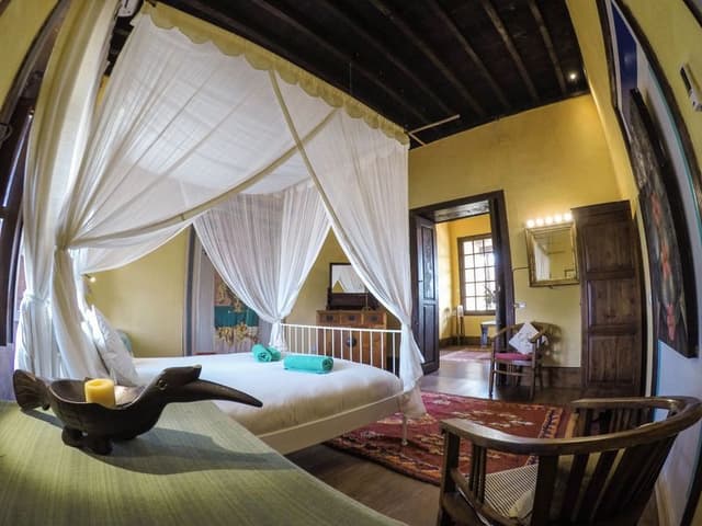 VILLA FOUR BEDROOMS
