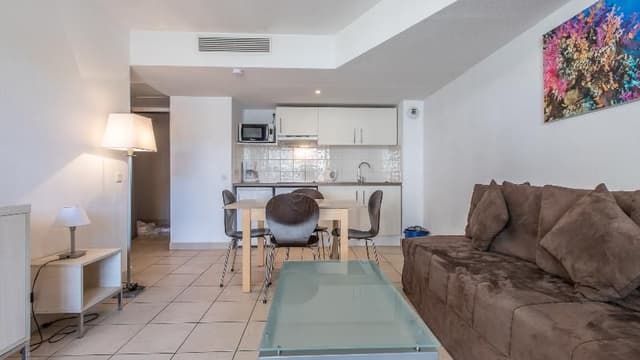 APARTMENT CAPACITY 6 TWO BEDROOMS