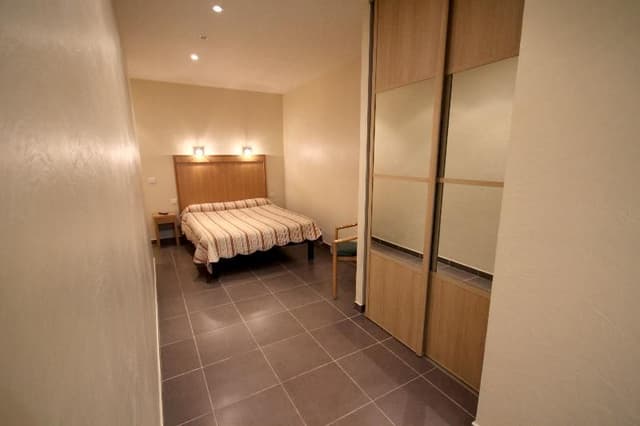 APARTMENT CAPACITY 3