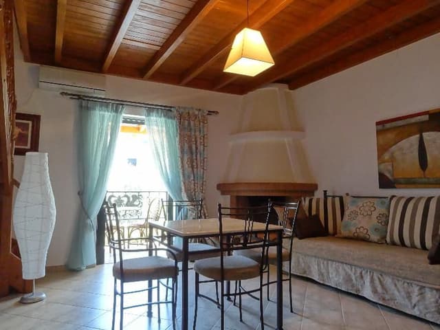 FAMILY ROOM ANNEX