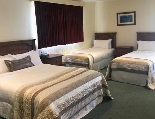 Deluxe Family Room