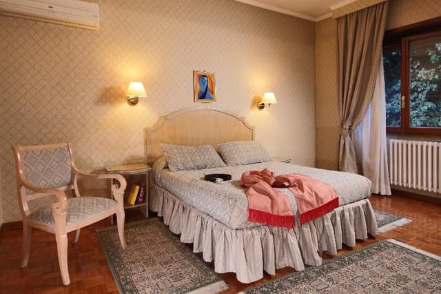 APARTMENT TWO BEDROOMS ONE BATHROOM
