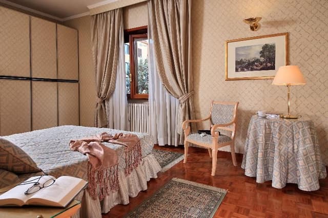 APARTMENT SUPERIOR
