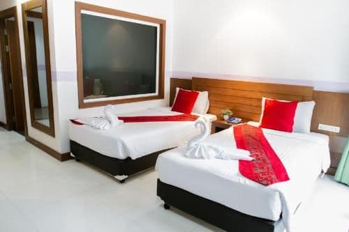 Deluxe Twin Room with Balcony