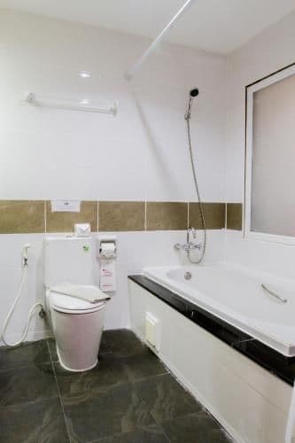 Deluxe Twin Room with Balcony