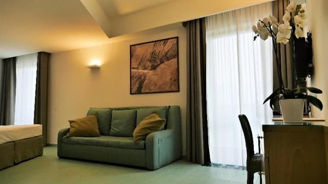 JUNIOR SUITE STANDARD