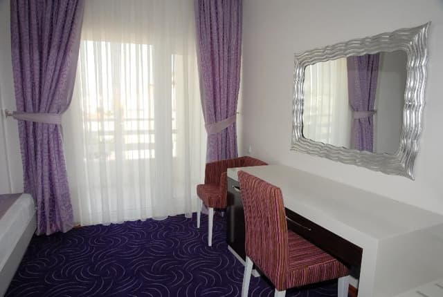 TRIPLE SEA VIEW