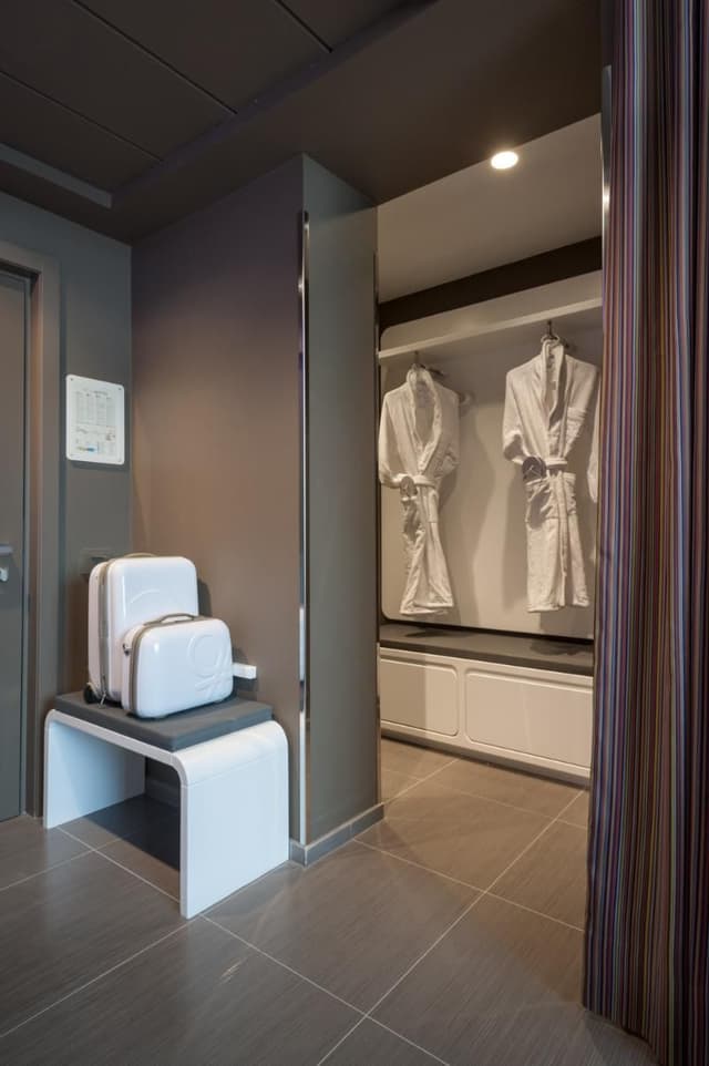 JUNIOR SUITE STANDARD