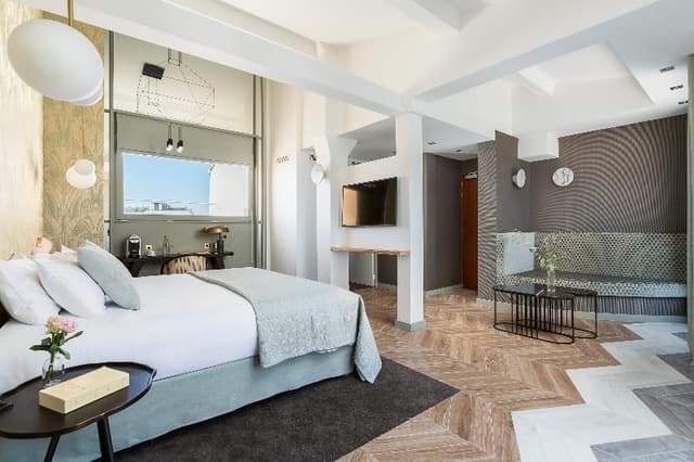 SUITE STANDARD