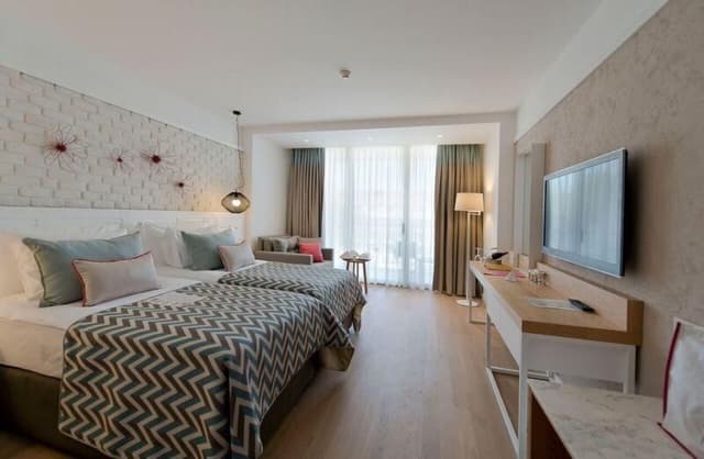 SUITE SEA VIEW