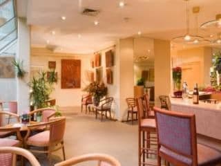 Grand Hotel Grand Hotel