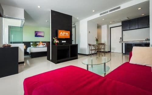 Honeymoon Suite with Spa Bath