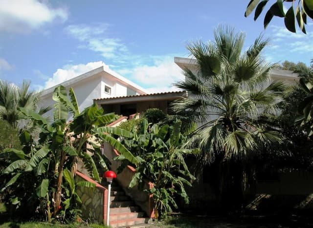 APARTMENT ANNEX