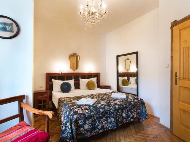 APARTMENT CAPACITY 4 ONE BEDROOM