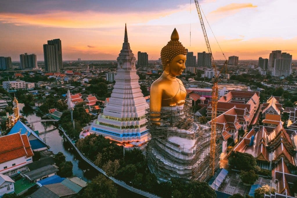 นั่งเรือหางยาวชมวิถีชีวิตชุมชนริมน้ำ ไหว้พระใหญ่ วัดปากน้ำ (มัคคุเทศก์ท้องถิ่น) ทริปเที่ยว และเดย์ทริป