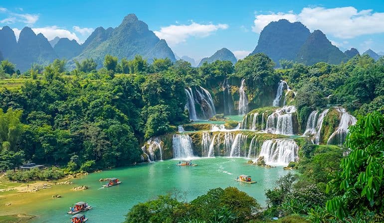 ทัวร์จีน กุ้ยหยาง หอเจี่ยเซี่ยวโหลว น้ำตกหวงกั่วซู่ หมู่บ้านวูเจียงจ้าย